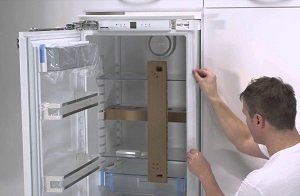 Установка встраиваемого холодильника в Челябинске